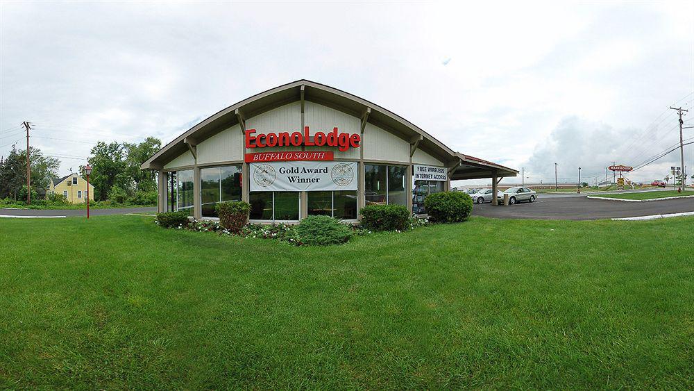 Econo Lodge Buffalo South Blasdell Exterior photo